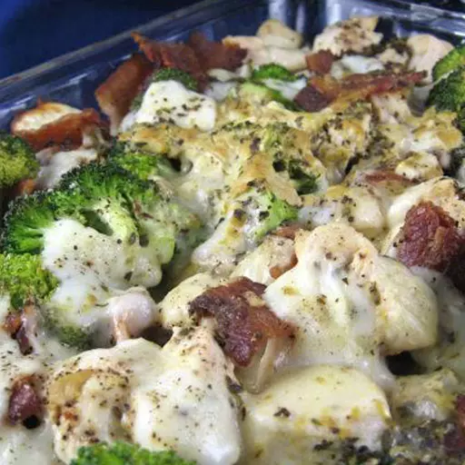 Low-Carb Chicken and Bacon Casserole