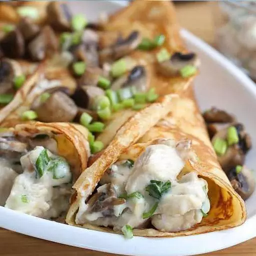 Блинчики с грибами и курицей