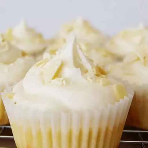 White Chocolate Cupcakes