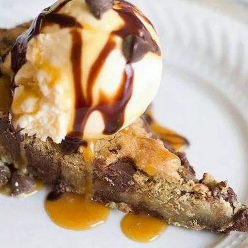 Brown Butter Chocolate Chip Skillet Cookie