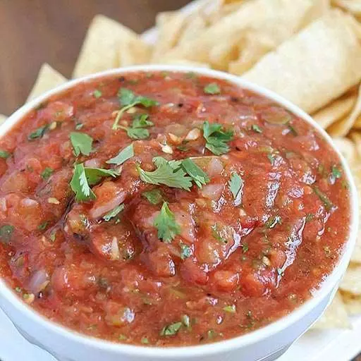 Easy & Healthy Chunky Salsa
