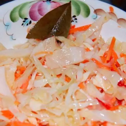 Бомбова шапка