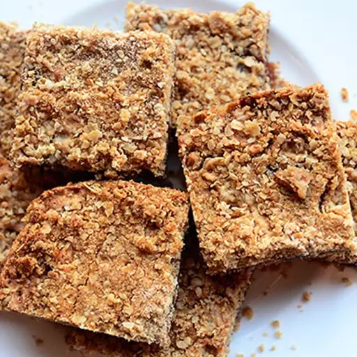 Ree Drummond's Strawberry Oatmeal Bars