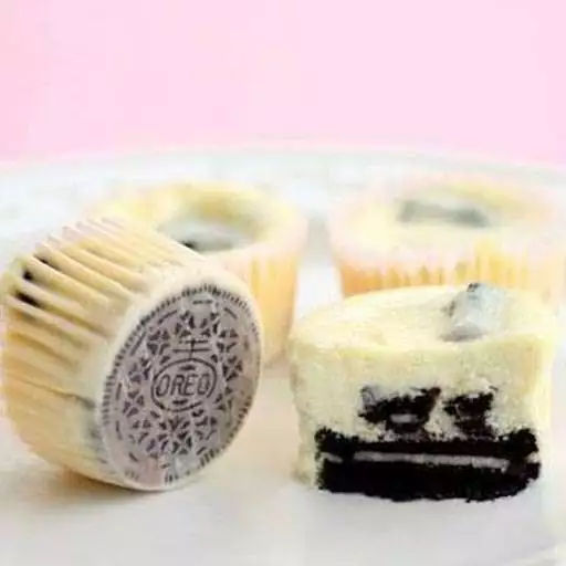 Cookies and Cream Cheesecakes