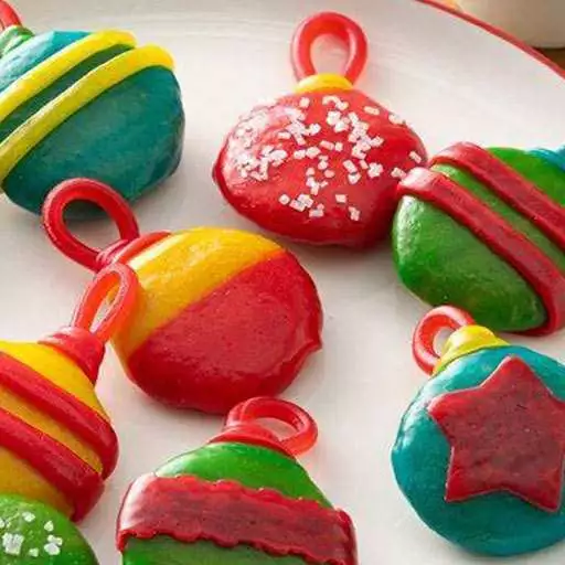 No Bake Holiday Cookie Ornaments