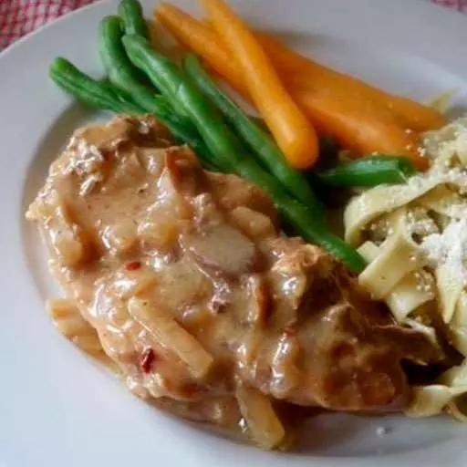 Crock Pot Pork Chops and Mushrooms
