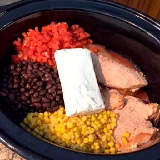 Crock Pot Fiesta Chicken