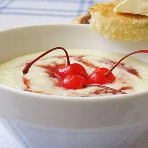 Манная каша с фруктами