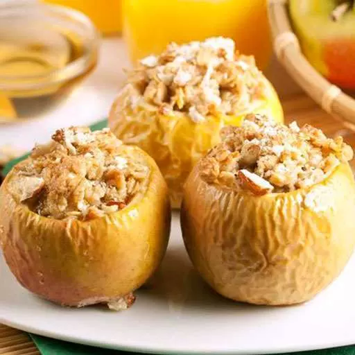 Яблука, фаршировані куркою