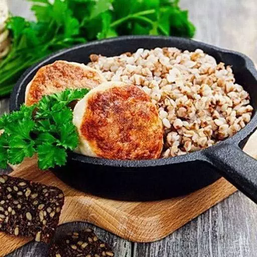 Гречнево-куриные котлеты