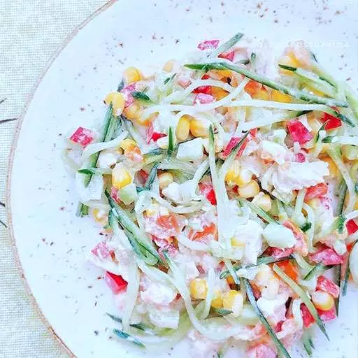 Вкусный нежный салатик