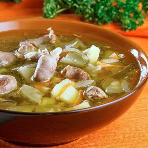 Курячий суп з потрошками