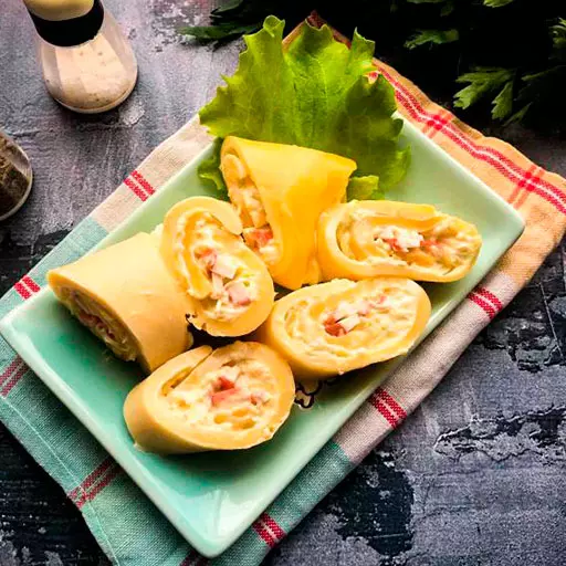 Сирні рулетики з крабовими паличками
