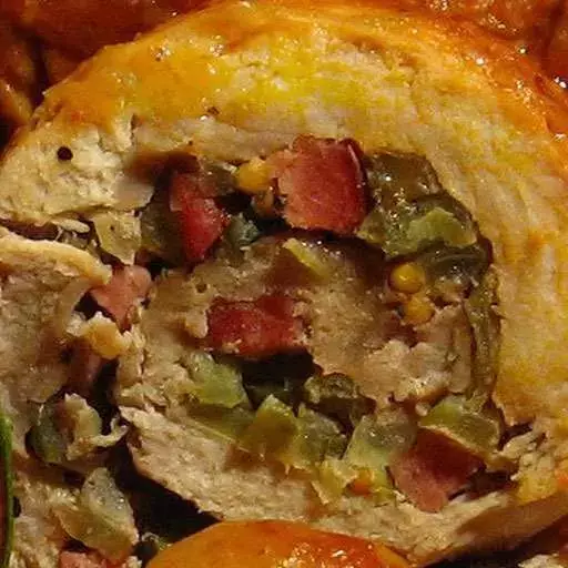 Рулет куриный с овощами