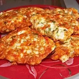 Курячі оладки з сиром на кефірі