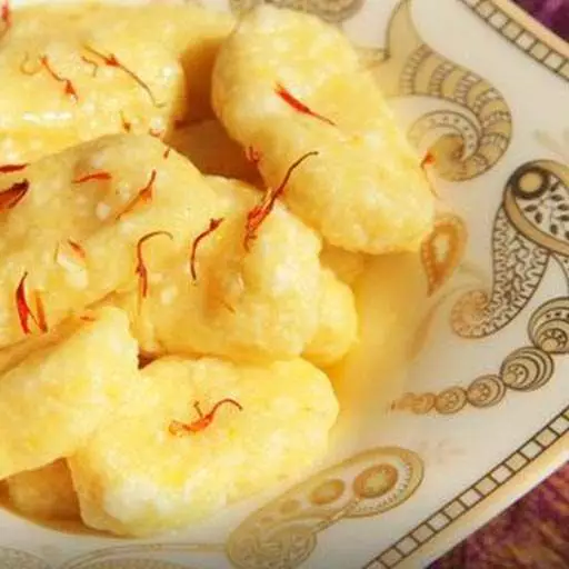 Ленивые вареники с шафраном и лимонной цедрой