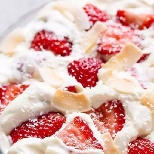 Strawberry Cheesecake Salad