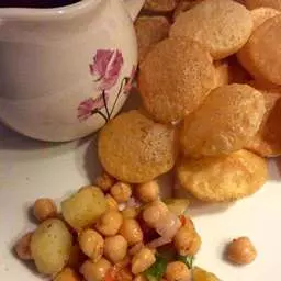 Gol gappy (Pani puri)