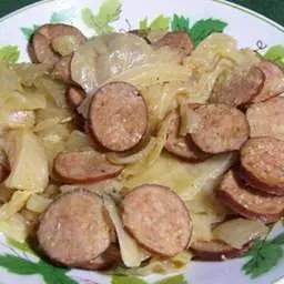 Crock Pot Kielbasa, Cabbage, and Onions