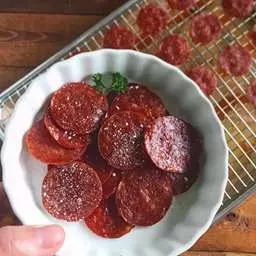 Air Fryer Pepperoni Chips