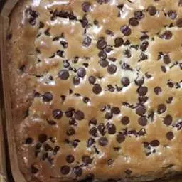 Gooey Chocolate Chip Cake