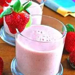 Strawberry-Kiwi Smoothie