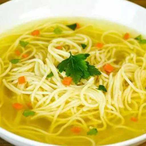 Курячий суп з локшиною