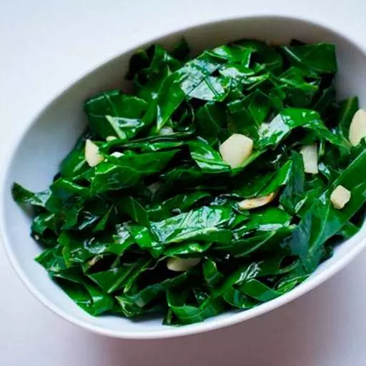 Гарнир из листовой капусты