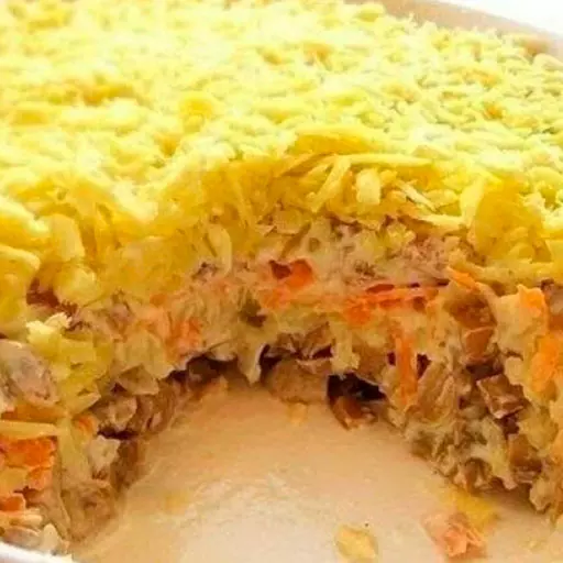 Салат з м'ясом та грибами