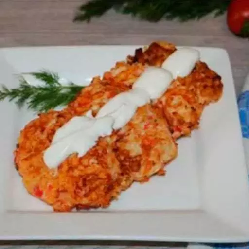 Оладки з крабовими паличками та сиром