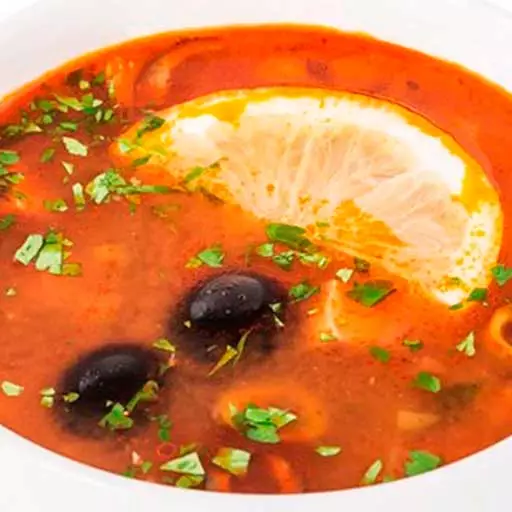 Солянка мясная