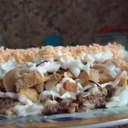 Найсмачніший салат зі шпротами