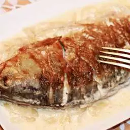 Караси, томленые в сметане