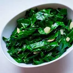 Гарнир из листовой капусты