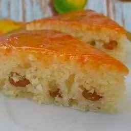 Манник із ізюмом