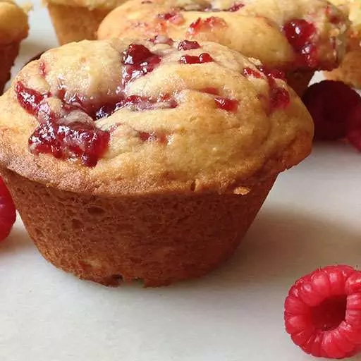 Raspberry-Cream Cheese Muffins