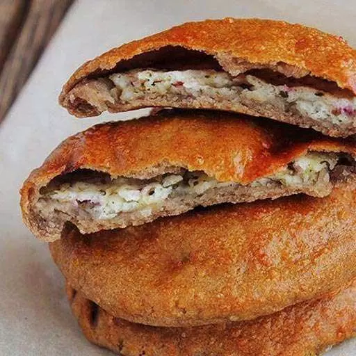 Лепёшки с творожно-сырной начинкой
