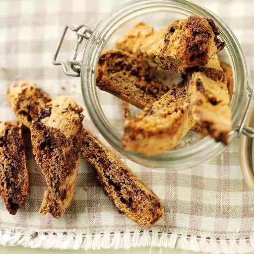 Honeycomb & Milk Chocolate Biscotti