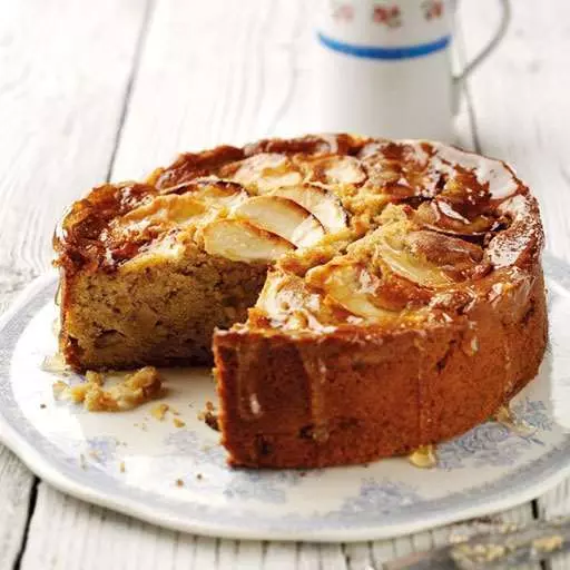 Spiced Bramley Apple Cake