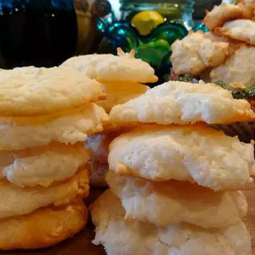 Bonnie's Angel Food Macaroons