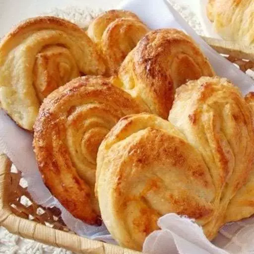 Плюшка цукрова