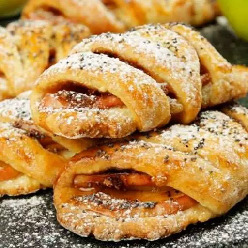 Конвертики з яблуками