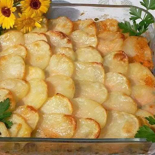Картопляна запіканка з м'ясом