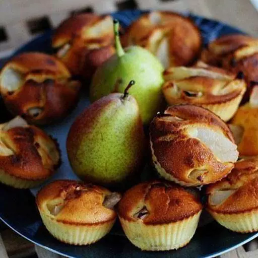 Маффины с грушами