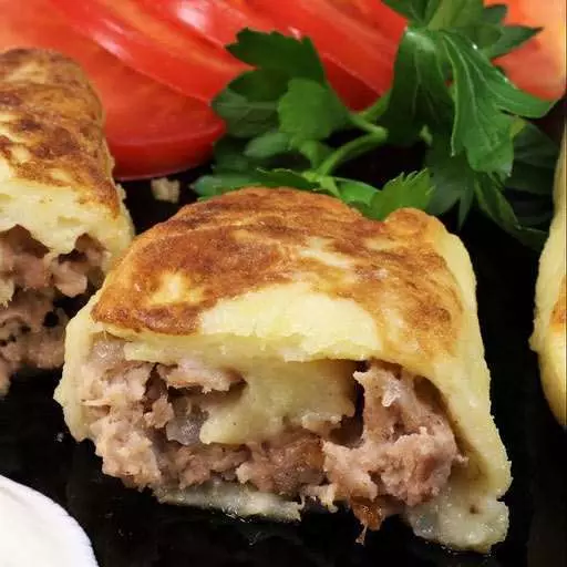 Картопляні рулети з м'ясом