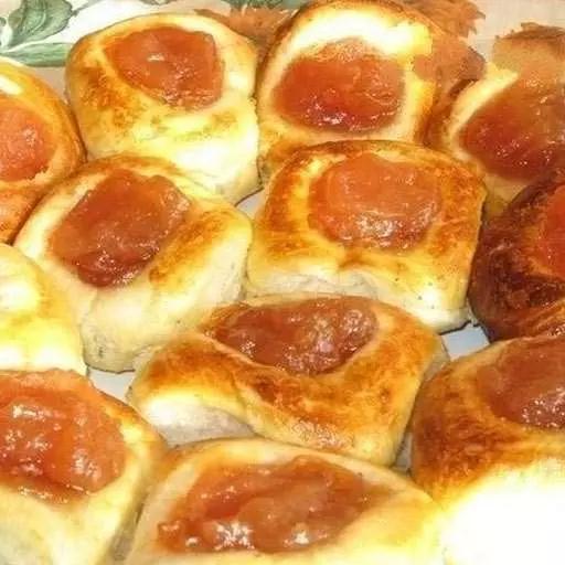 Ватрушки с яблочным повидлом