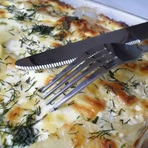 Запечена картопля з грибами