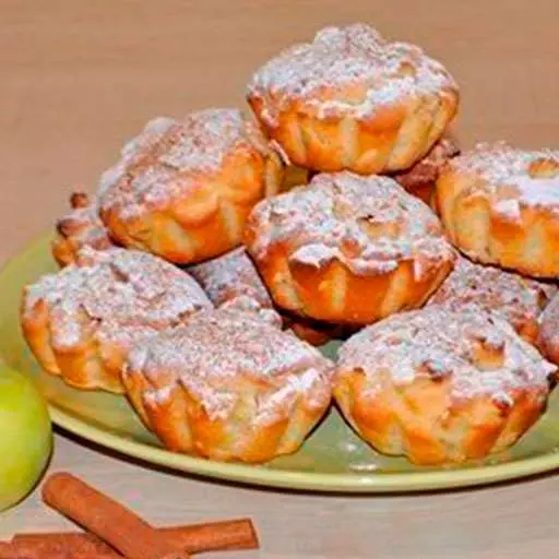 Соковиті яблучні кекси