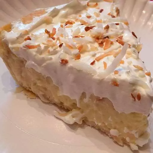 Old Fashioned Coconut Cream Pie