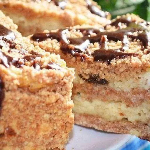 Пирог с творогом и черносливом